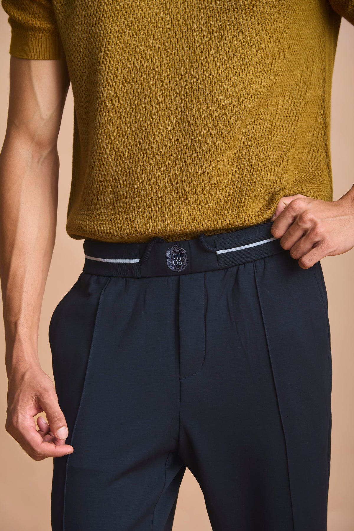 Black leisure trousers with white tipping stripes in 80% lyocell, 13% polyester, 7% spandex (view 6) | House of 6