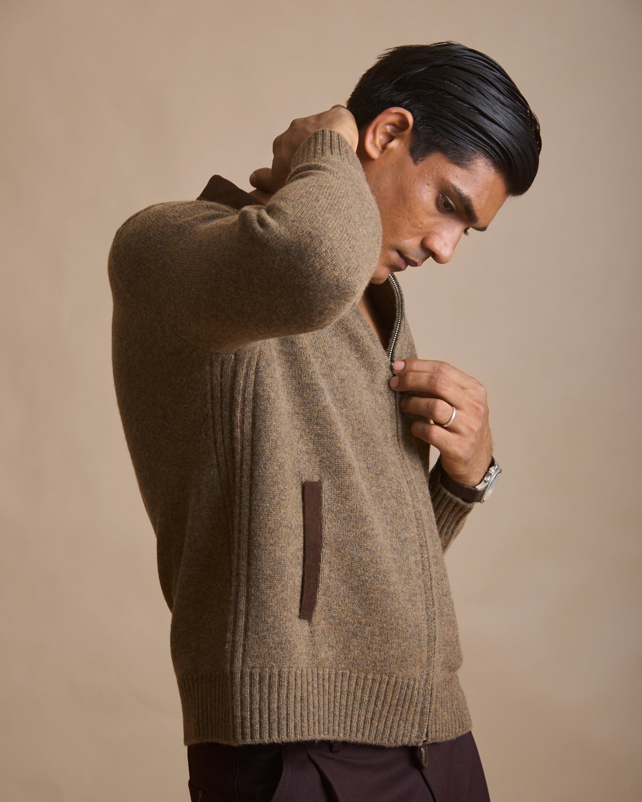 Deep chocolate shirt-collar knit cardigan jacket in 90% merino, 10% cashmere (view 4) | House of 6