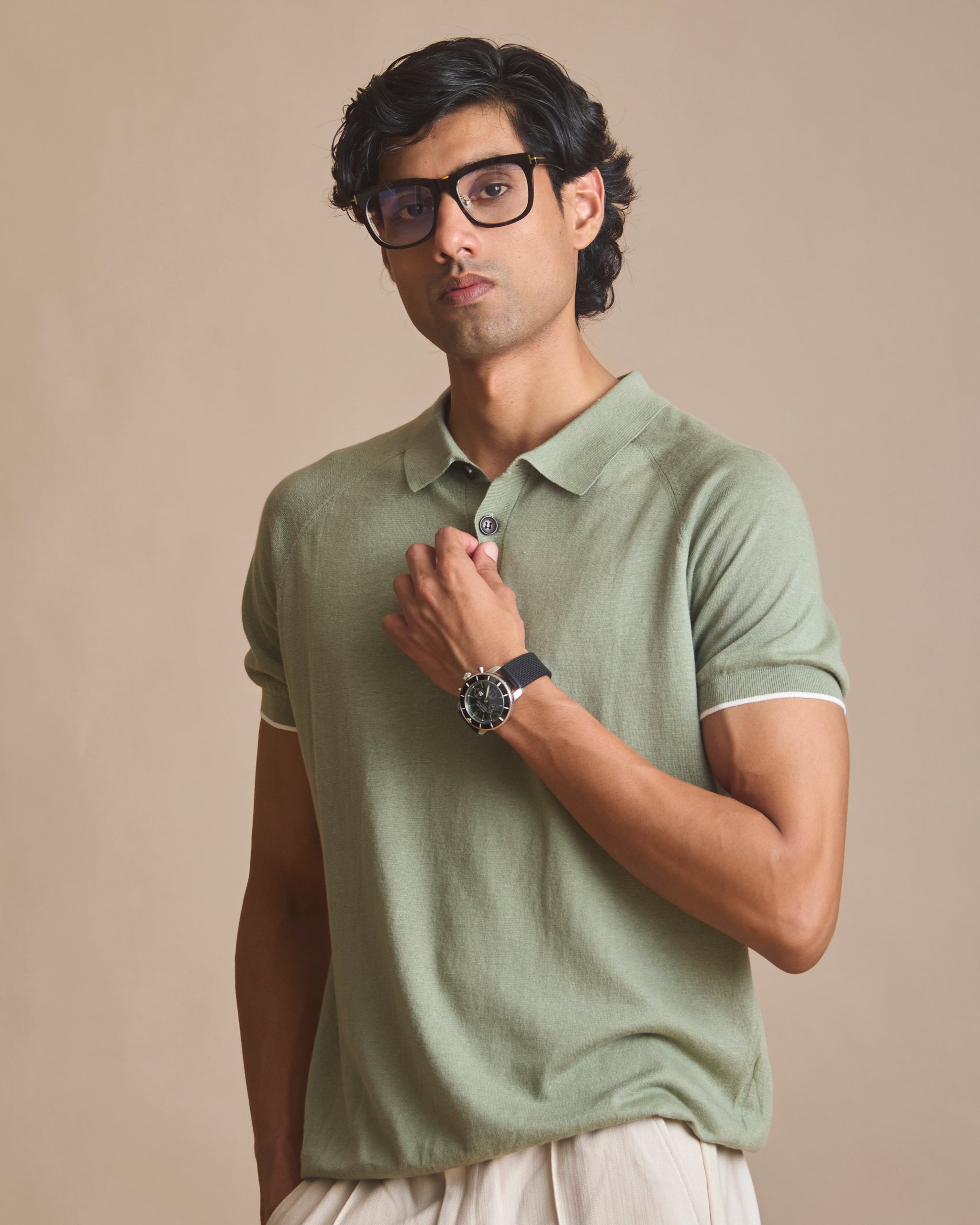 Faded cardamom khadi polo in 45% cotton, 35% European linen, 20% polyester (view 2) | House of 6