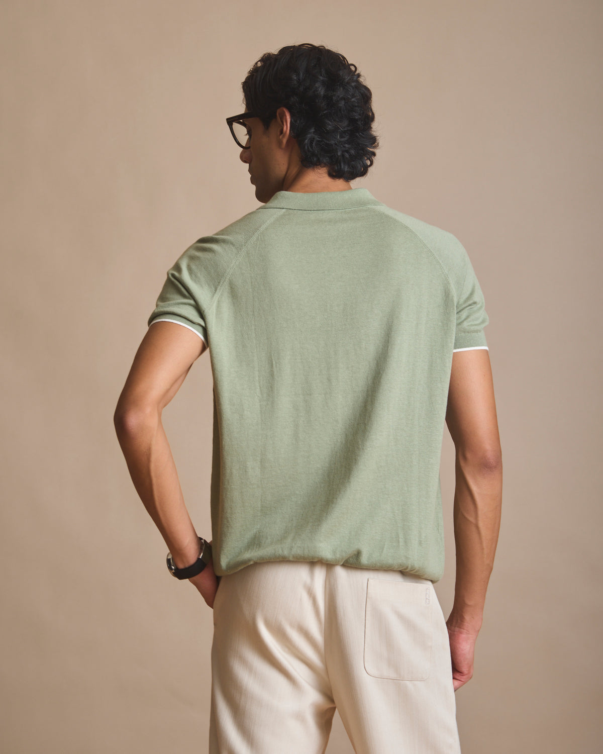 Faded cardamom khadi polo in 45% cotton, 35% European linen, 20% polyester (view 5) | House of 6